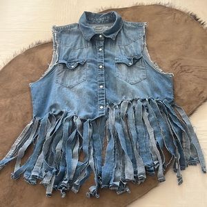 Bullhead Black Ca Trading Co Jean Sleeveless Crop Shirt w/ Pearl Snaps & Tassels